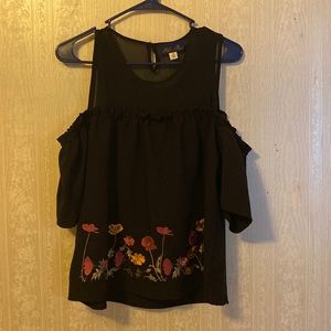 Black shoulder cutout blouse